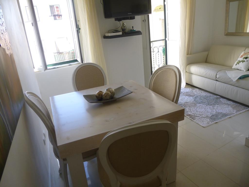 Lovehome Apartment Lisbona Esterno foto